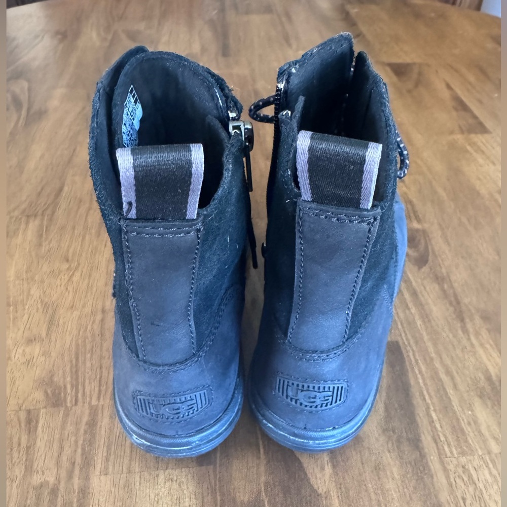 UGG Hapsburg Duck Boots - Picture 2 of 4